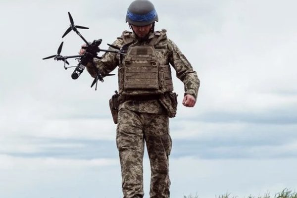 Флеш окреслив хронологію ескалації: від «діпстрайків» до ударів на 100 км углиб