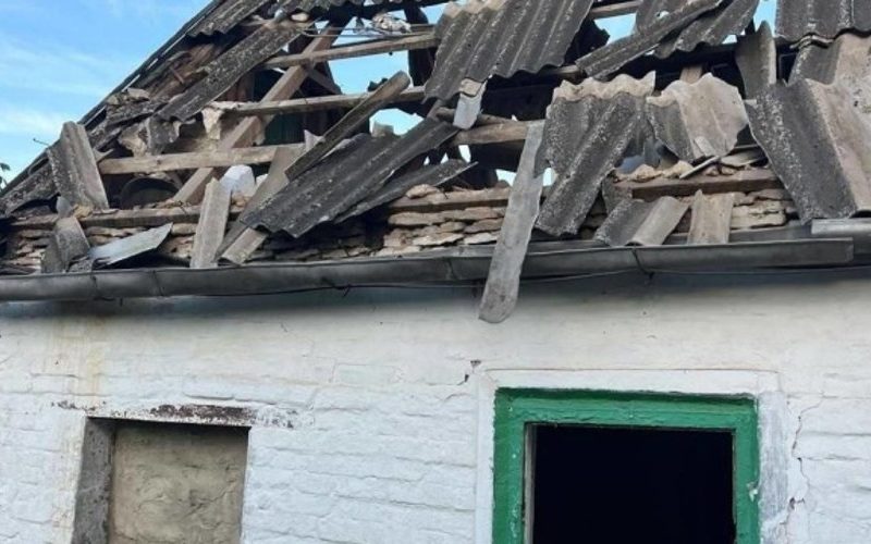 Пошкоджені обʼєкти інфраструктури та житло в Запорізькій області внаслідок ударів армії РФ — фото ОВА