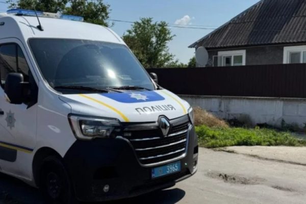 На Дніпропетровщині чоловік у статусі СЗЧ поранив двох бійців КОРД і вчинив самогубство