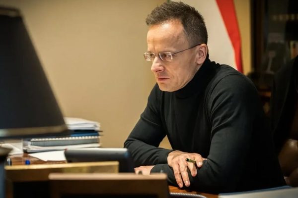 Мадяр оголосив розслідування зв’язків Сіярто з Москвою: деталі заяви