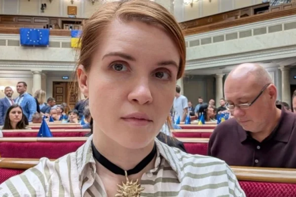 Безугла повторно у фракції: що відомо про дату, підстави та заявлену мету