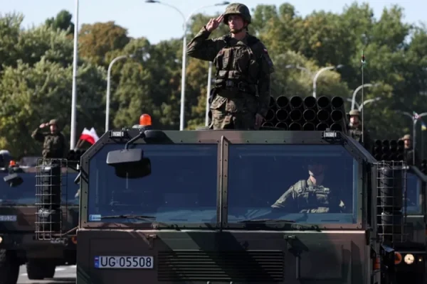 Парад у Варшаві 15 серпня пройде без України: Міноборони підтвердило відсутність запрошення
