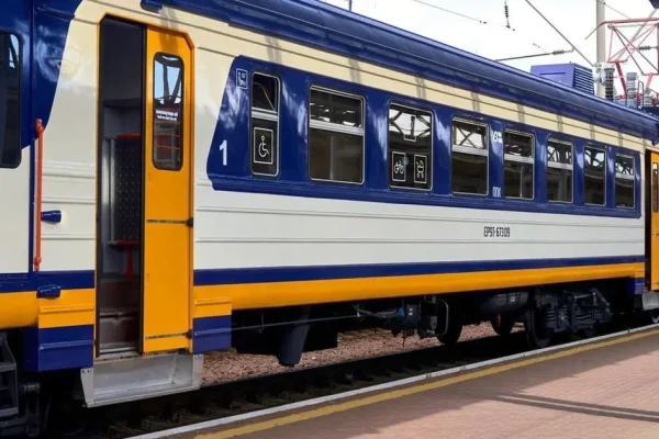 Розклад, евакуація та укриття: як працюватимуть потяги й вокзали під час тривог