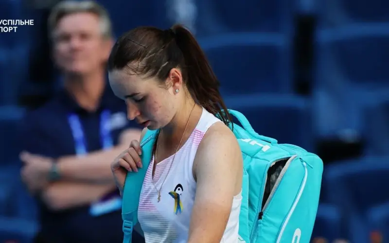 Дарія Снігур на корті під час матчу WTA 250 у Гуанчжоу